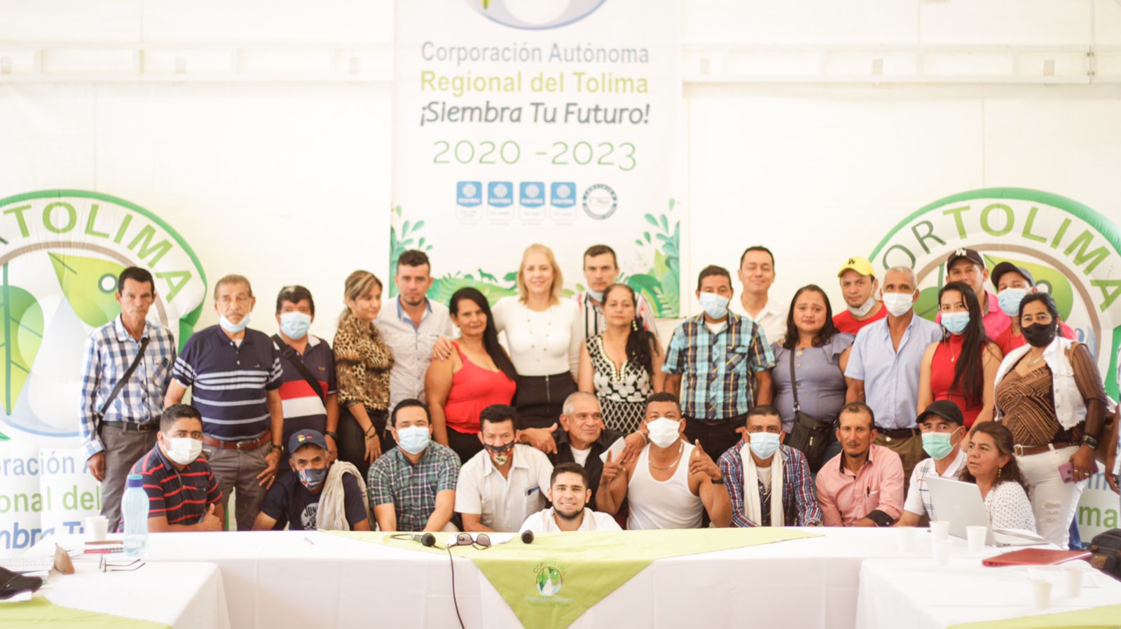 Cortolima recibió en Ibagué a líderes de La Marina del municipio de Chaparral 